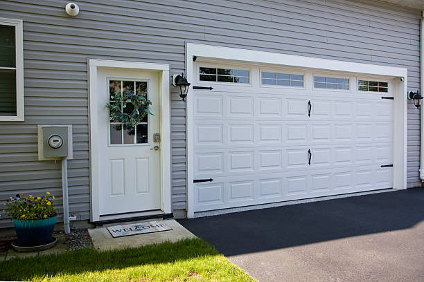 24/7 Emergency Garage Door Panel Replacement experts in Lincolnton, NC